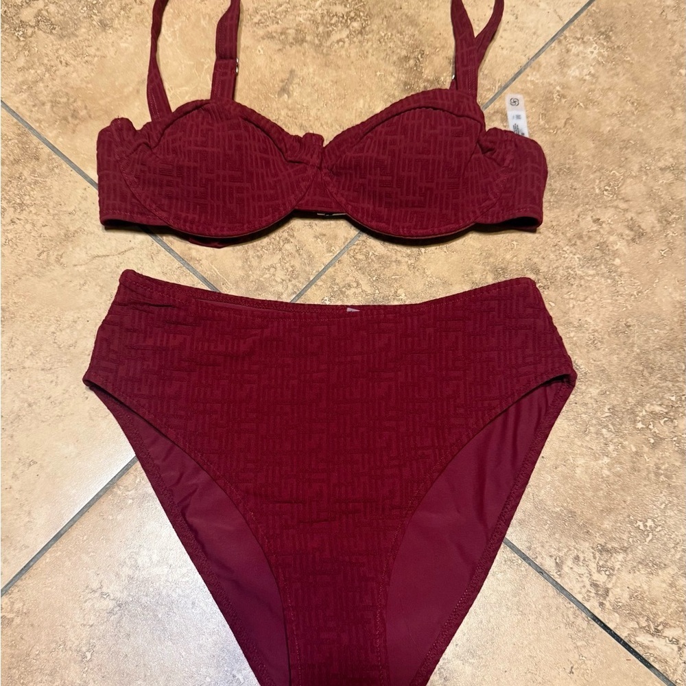 Berlook Medium Maroon Bikini Set - Picture 4 of 4